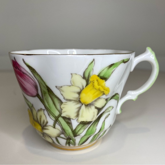 EUC Vtg Salisbury Fine Bone China Teacup and Saucer Tulips Daffodils Antique Cup - Picture 4 of 11